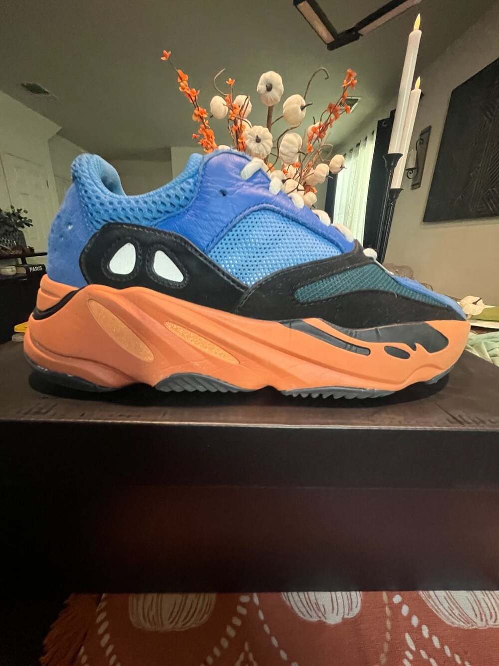 Adidas Yeezy Boost 700 Bright Blue GZ0541
7 men/ 8.5 women
